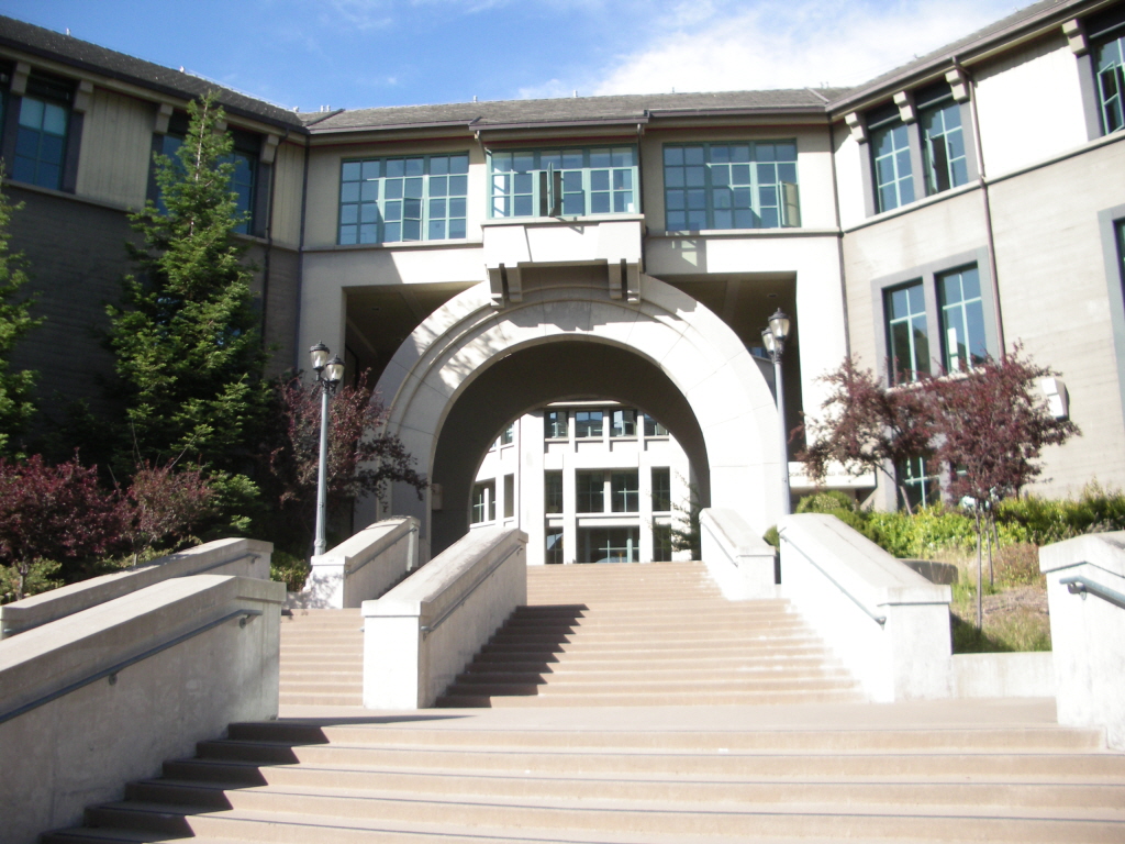 버클리 Haas 경영 대학의 전경